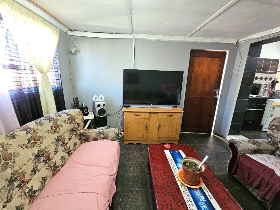 4 Bedroom Property for Sale in Beacon Valley Western Cape